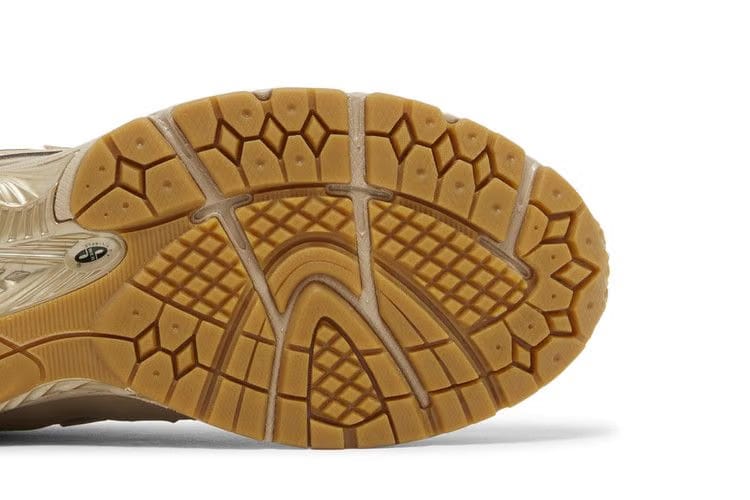 New Balance 1906R Cordura Desert