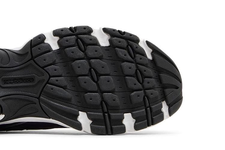 New Balance 740 Concord Grape