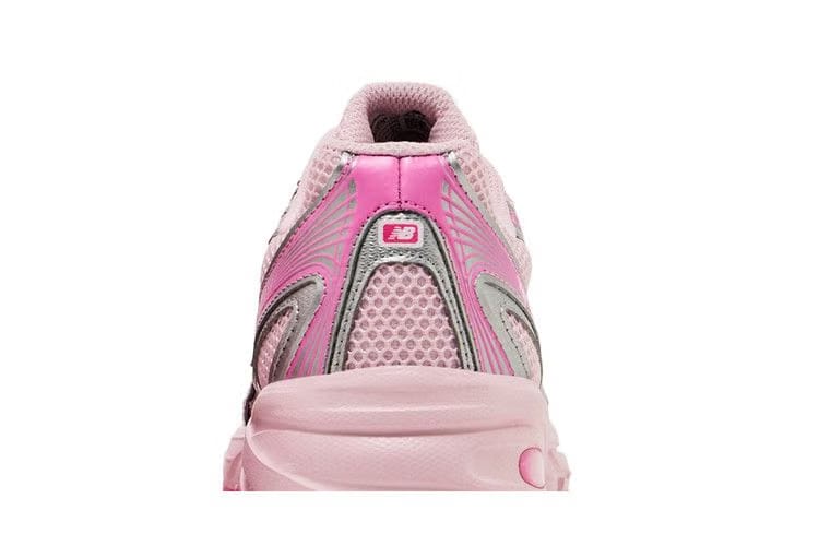 atmos pink x New Balance 740 Pink Vacation