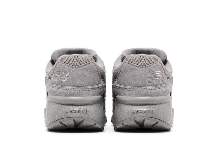 New Balance 850 Grey