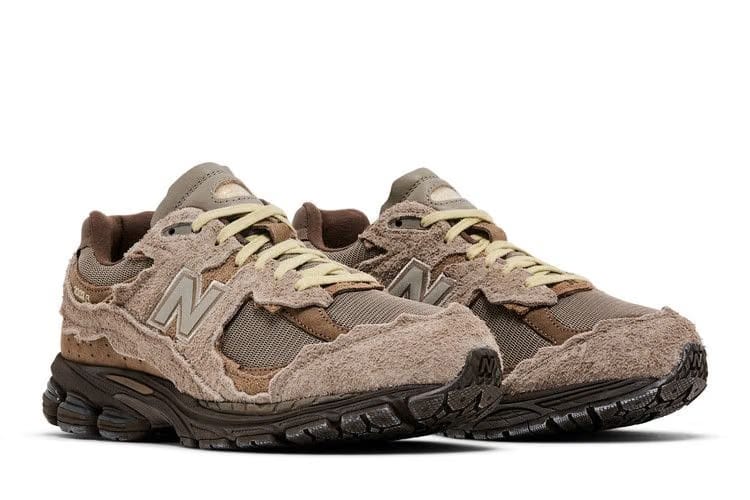 New Balance 2002R Protection Pack - Brown size? Exclusive