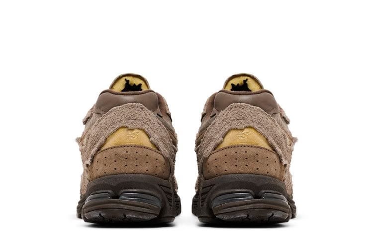 New Balance 2002R Protection Pack - Brown size? Exclusive