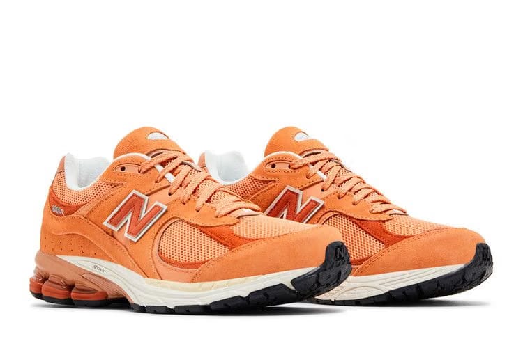 New Balance 2002R Copper Infield Clay
