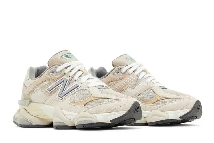 New Balance 9060 Sea Salt Surf