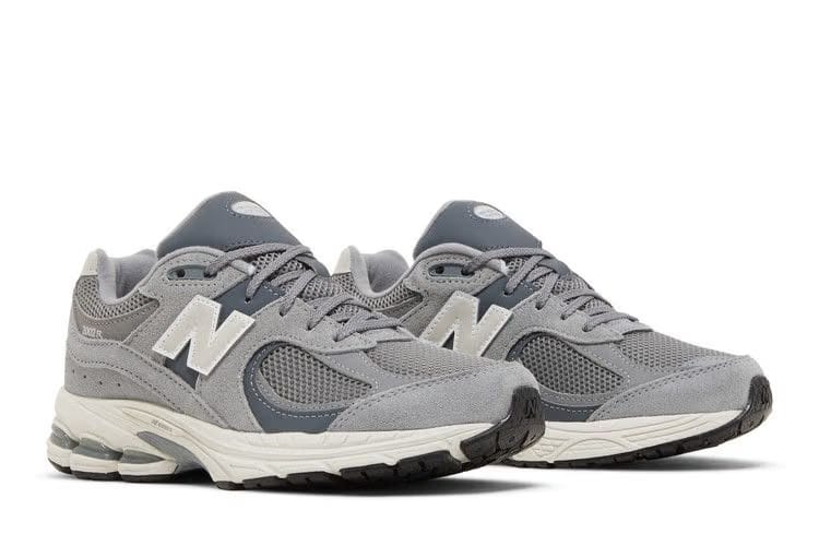 New Balance 2002R Big Kid Steel Lead