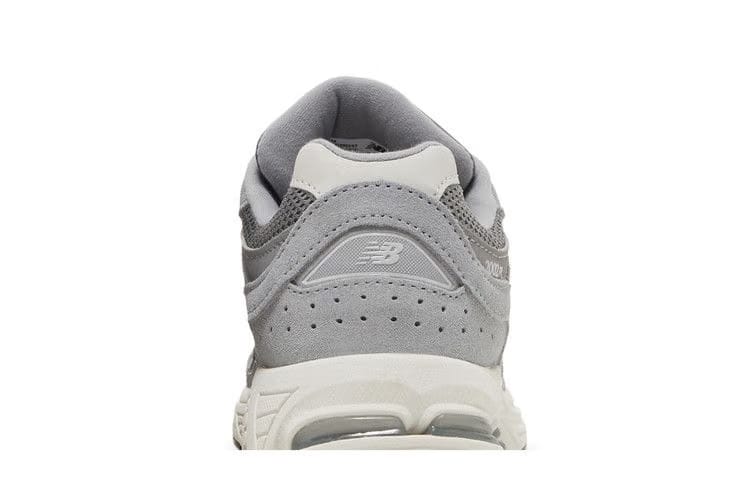 New Balance 2002R Big Kid Steel Lead