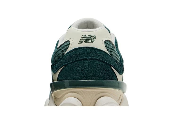 New Balance 9060 New Spruce White