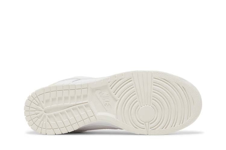 Wmns Dunk Yellow WhiteOff WhiteOptiYellow