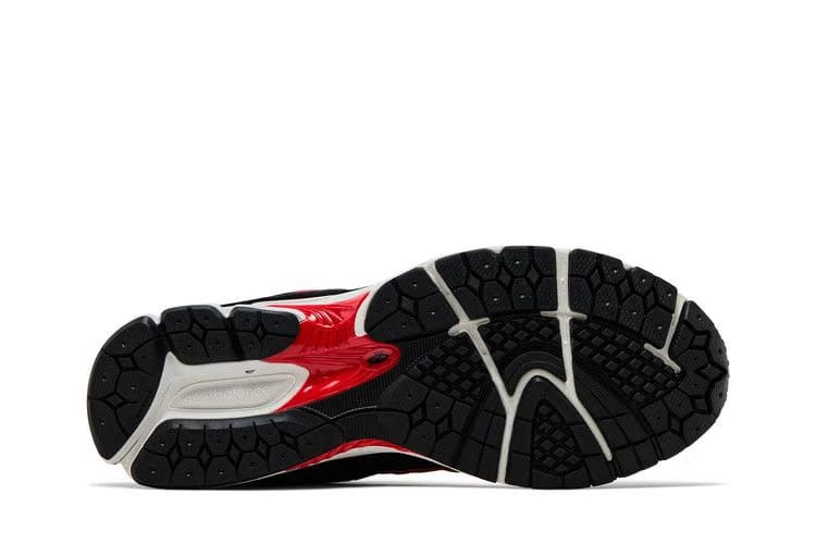 New Balance 2002R True Red Black