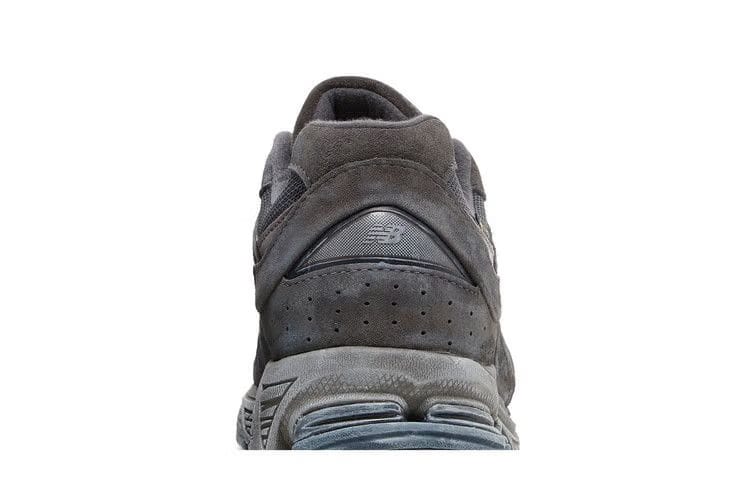 New Balance 2002R GORE-TEX Magnet Mood Indigo