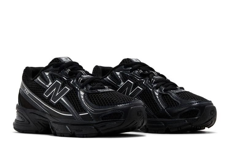 New Balance 740 Big Kid Black Silver Metallic