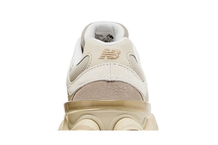 New Balance 9060 Oatmeal