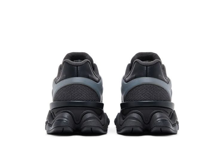 New Balance 9060 x Black Cement
