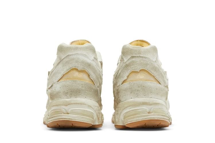 New Balance 2002R Protection Pack - Distressed