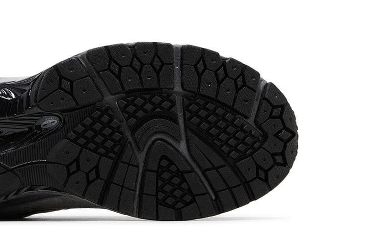 New Balance 2002R Castlerock Shadow Black