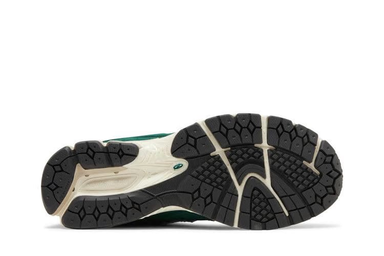 New Balance 2002R Suede Pack - Forest Green