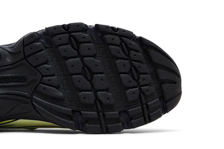 New Balance 740v2 Phantom Firefly