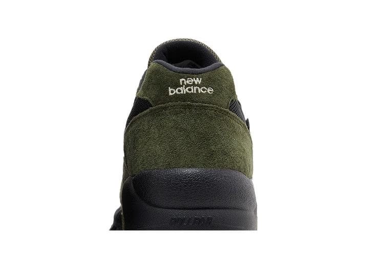 New Balance 580 GORE-TEX Kombu Black