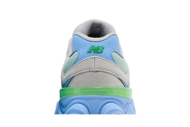 New Balance 9060 Big Kid Raincloud Electric Sky