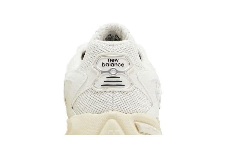 New Balance 725v1 Sea Salt Phantom Bone