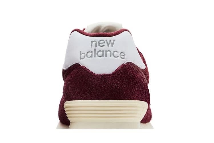 New Balance 574 Classic Crimson