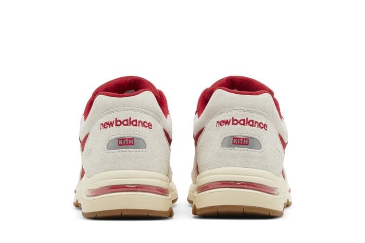Kith x New Balance 1700 Canada Pack - Marshmallow