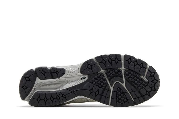 New Balance 860v2 Sea Salt Harbor Grey
