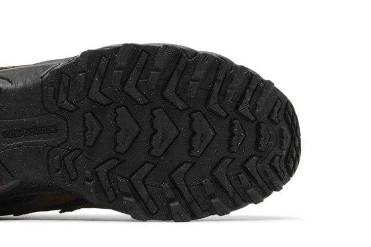 New Balance 610 Dark Mushroom Outerspace