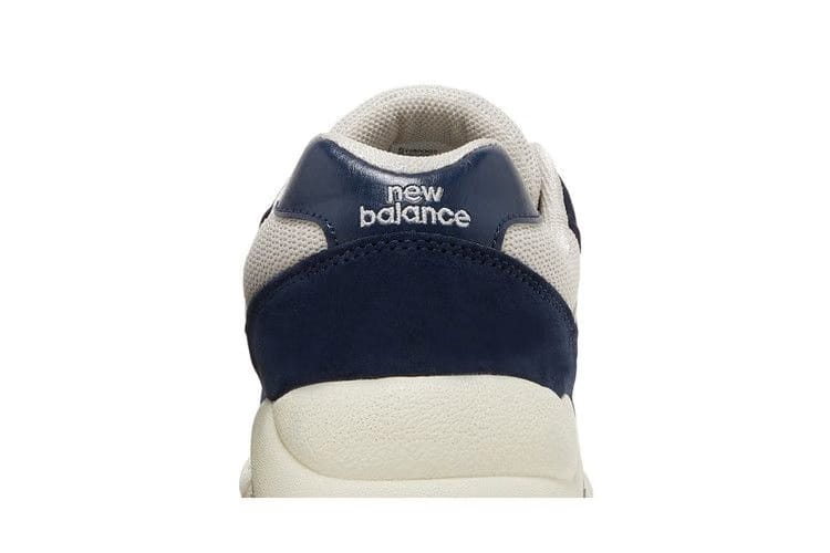 New Balance 580 Natural Indigo