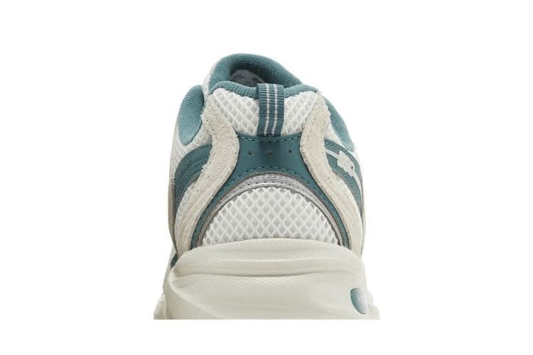New Balance 530 Reflection Green