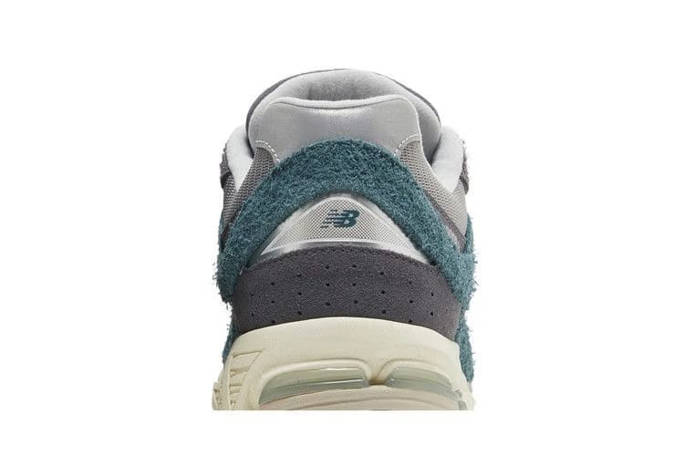 New Balance 2002R New Spruce Magnet