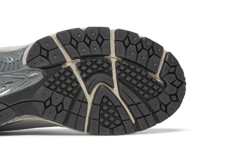 New Balance 2002R Pouch - Summer Fog
