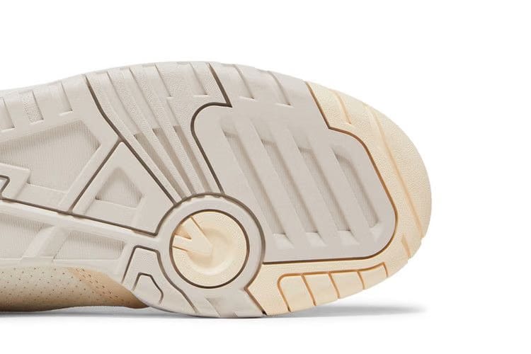 New Balance 650R Beige