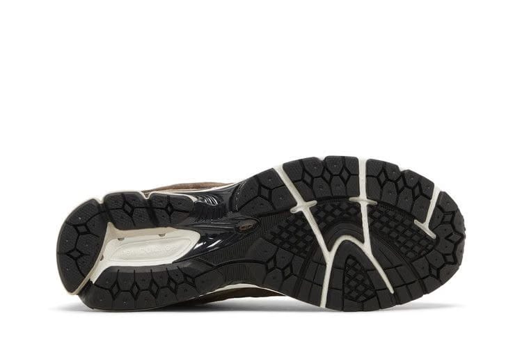 New Balance 2002R Mushroom