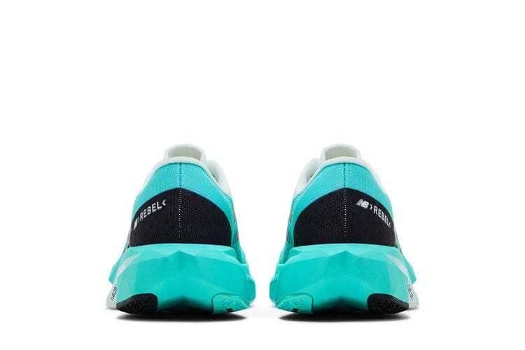 New Balance Wmns FuelCell Rebel v4 Wide 'Cyber Jade'