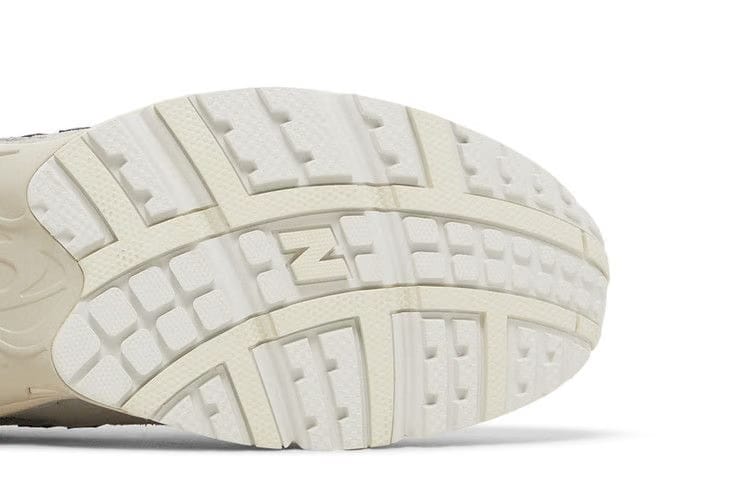 New Balance 725 Raincloud