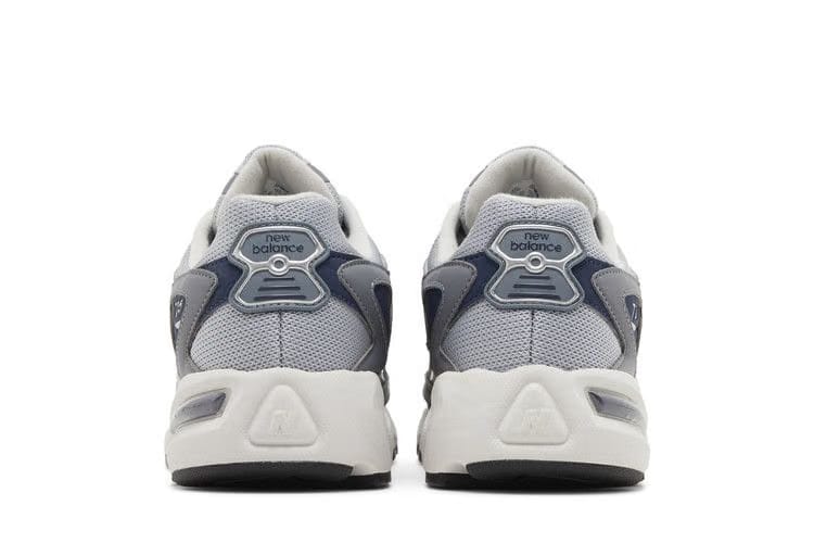 New Balance 725 Titanium Navy