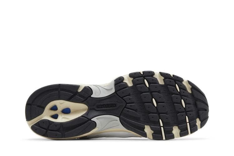 New Balance 530 White Palm Leaf