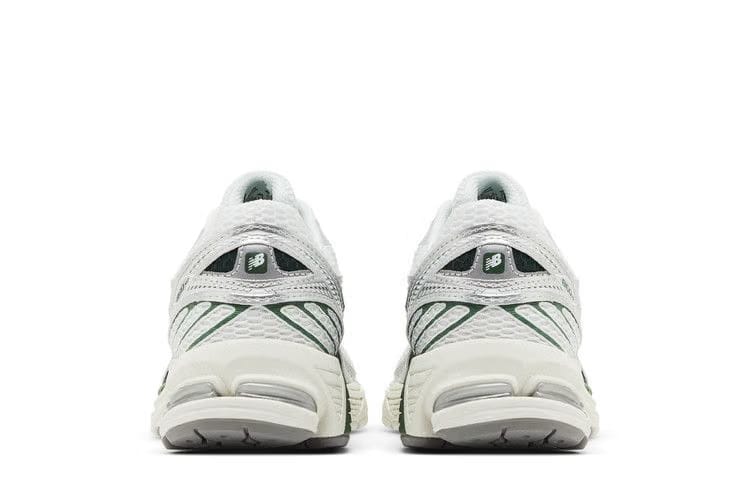 New Balance 860v2 Northern Lights Pack - Mallard Green