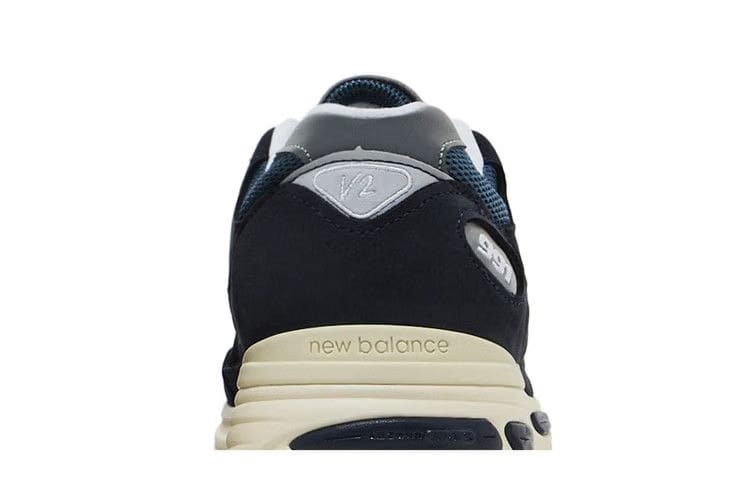 New Balance 991v2 Made in England Vintage Sport Pack - Navy
