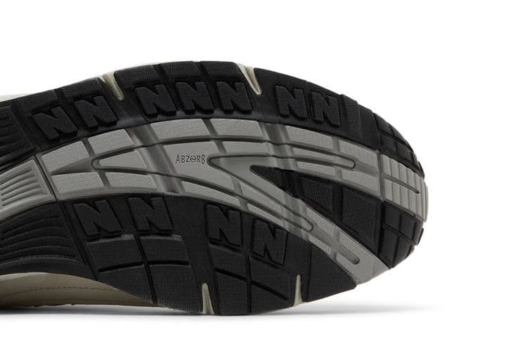 New Balance 991 Made in England Urban Winter Pack - Pelican