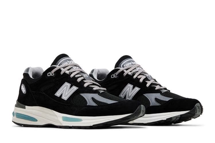 New Balance 991v2 Made in England Black