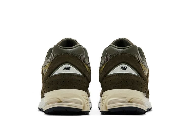 New Balance 2002R Dark Moss