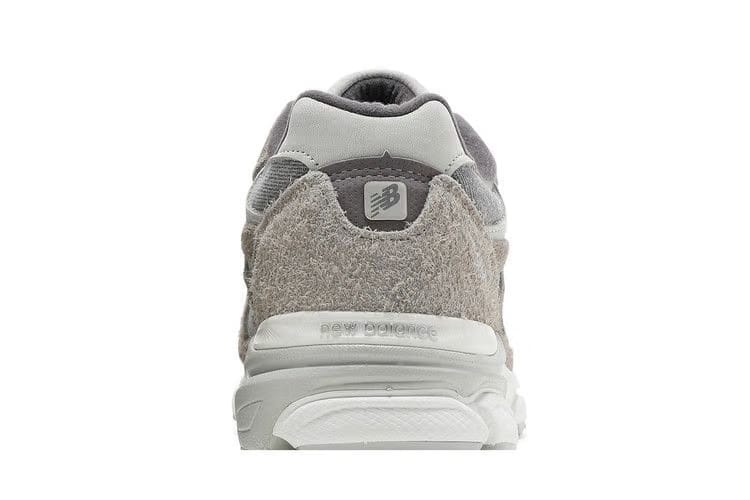 Levi's x New Balance 990v3 Made In USA Elephant Skin