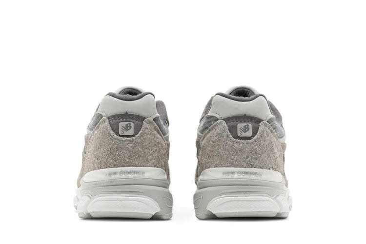 Levi's x New Balance 990v3 Made In USA Elephant Skin