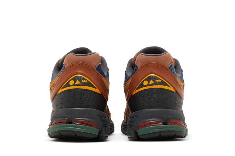 New Balance 2002R Hiking Pack - Brown