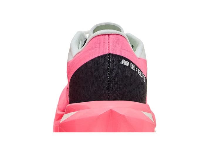 New Balance FuelCell SuperComp Elite v4 Ultra Pink