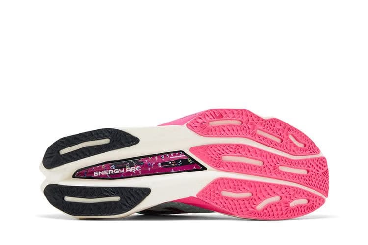 New Balance FuelCell SuperComp Elite v4 TCS NYC Marathon