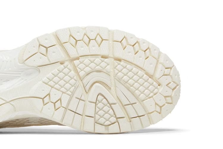 Aimé Leon Dore x New Balance 860v2 White