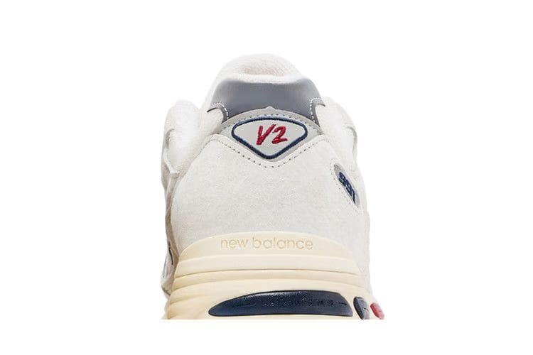 New Balance 991v2 Made in England Vintage Sport Pack - White